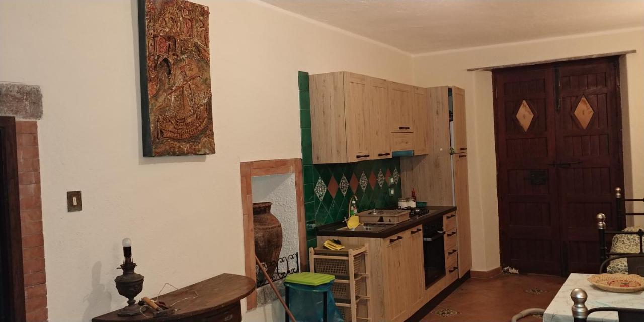 Villa Diana Фиумефредо ди Сицилия Стая снимка